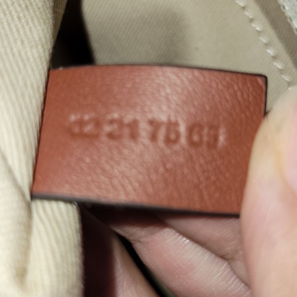 Chloé Woody Small Tote Handbag - Picture 16 of 17
